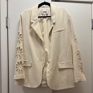 BB Dakota by Steve Madden Cream Blazer with Floral Cutout Sleeves